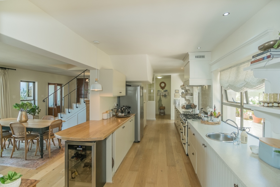 4 Bedroom Property for Sale in Stonehaven Estate Western Cape